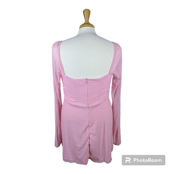 Pink Mini Dress with Tie Front and Bell Sleeve in Size XL - Picture 3 of 6